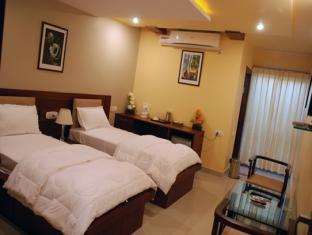 Hotel Sri Madhura Inn Хайдарабад Экстерьер фото